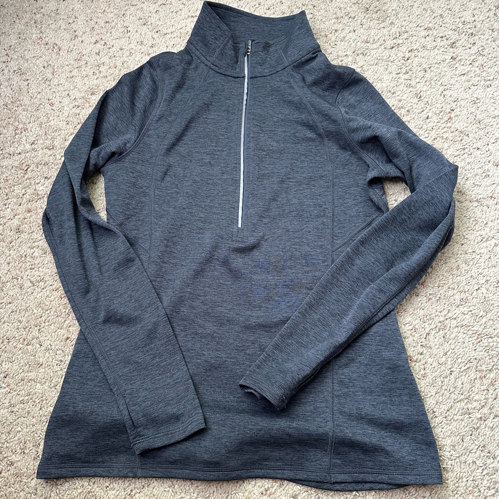 Champion size medium pull over for active wear